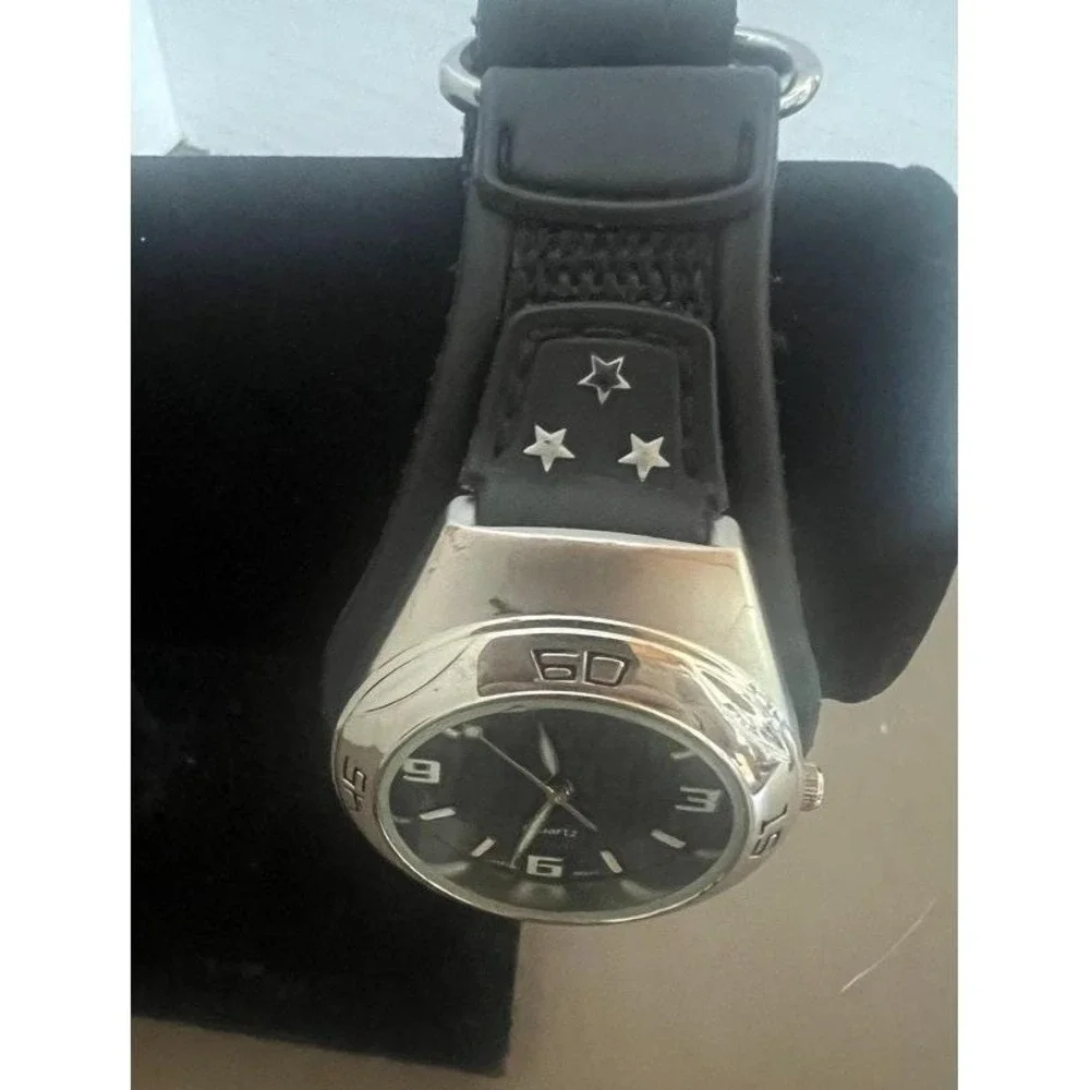 Y2K Watch Working Japan Movt Retro 2000s Star Strap Chunky Case Graphic Monogram